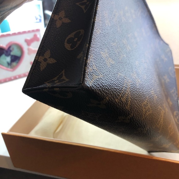 🚫SOLD🚫Toiletry Pouch 26 - Picture 5 of 10